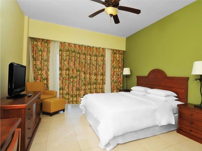 ホテル Gran Evenia Bijao サンタ・クララ エクステリア 写真 A bedroom at the Hilton San Francisco Airport